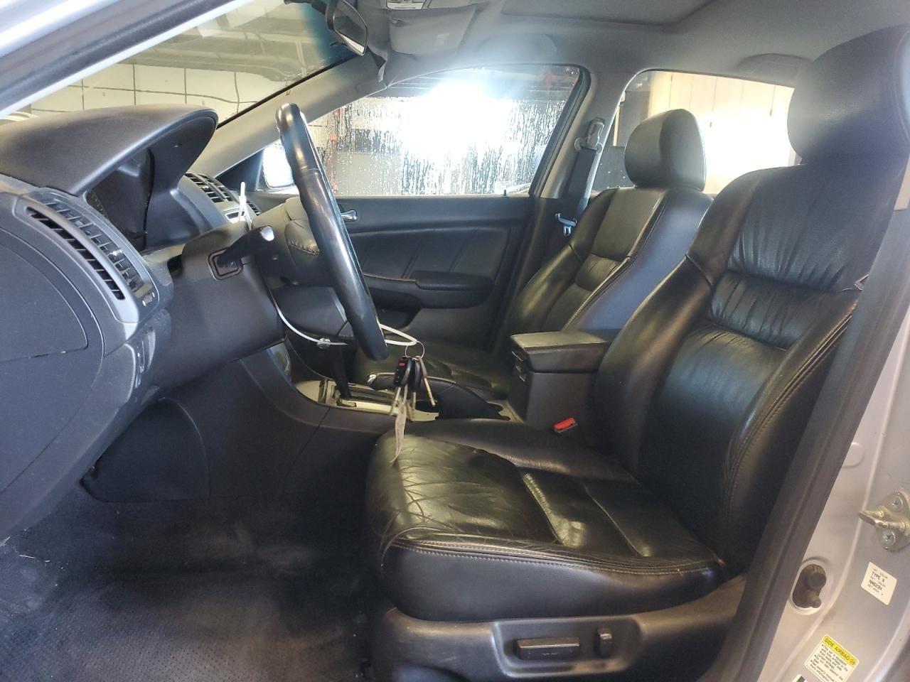 2004 Honda Accord Ex VIN: 1HGCM56844A175297 Lot: 64684915