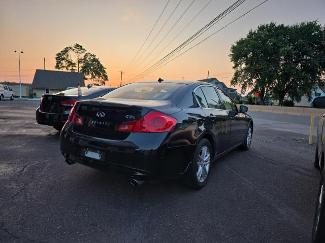 Sedans INFINITI G37 2012 Czarny