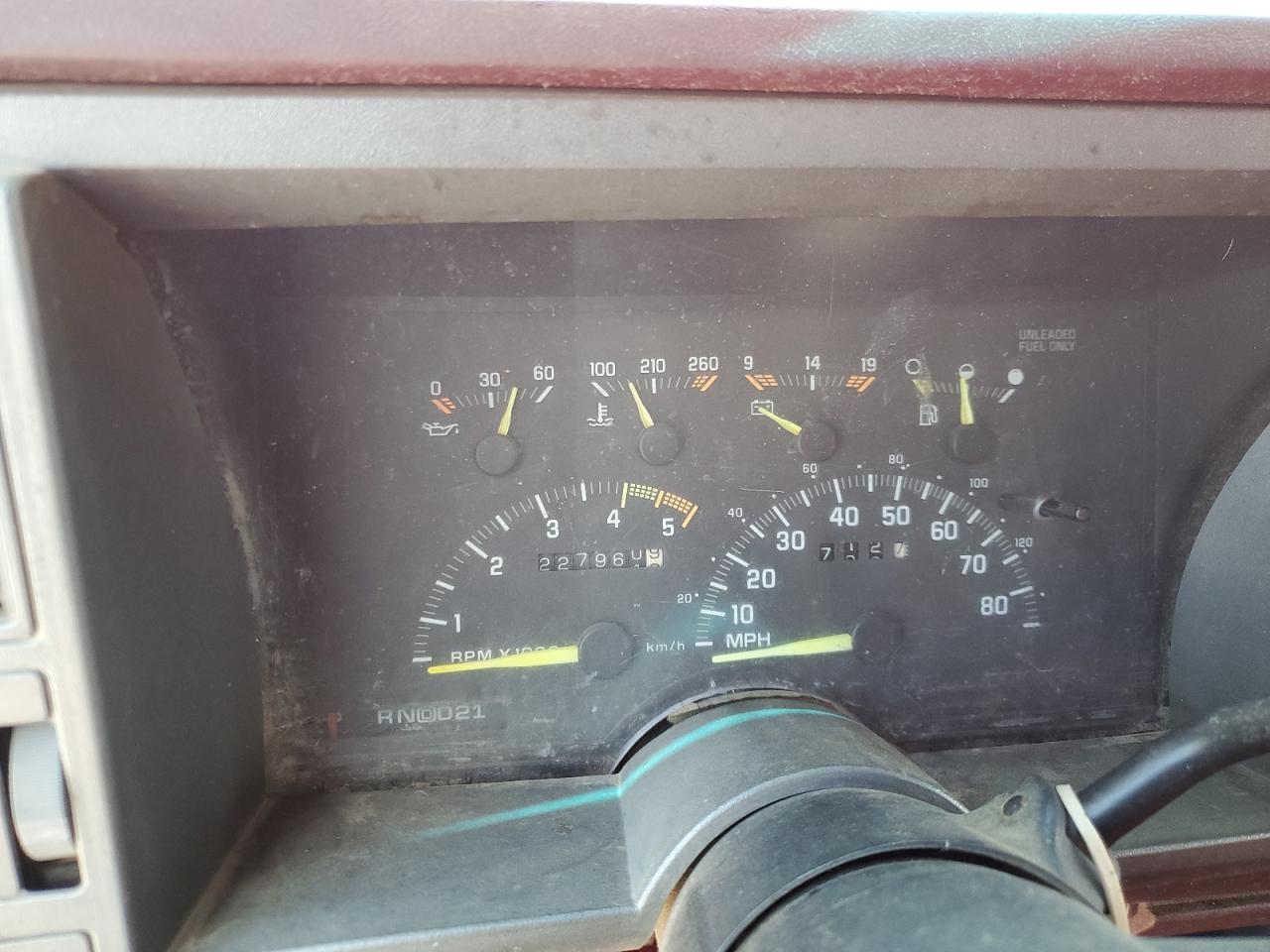 1993 Chevrolet Gmt-400 C1500 VIN: 2GCEC19K7P1186111 Lot: 64136575