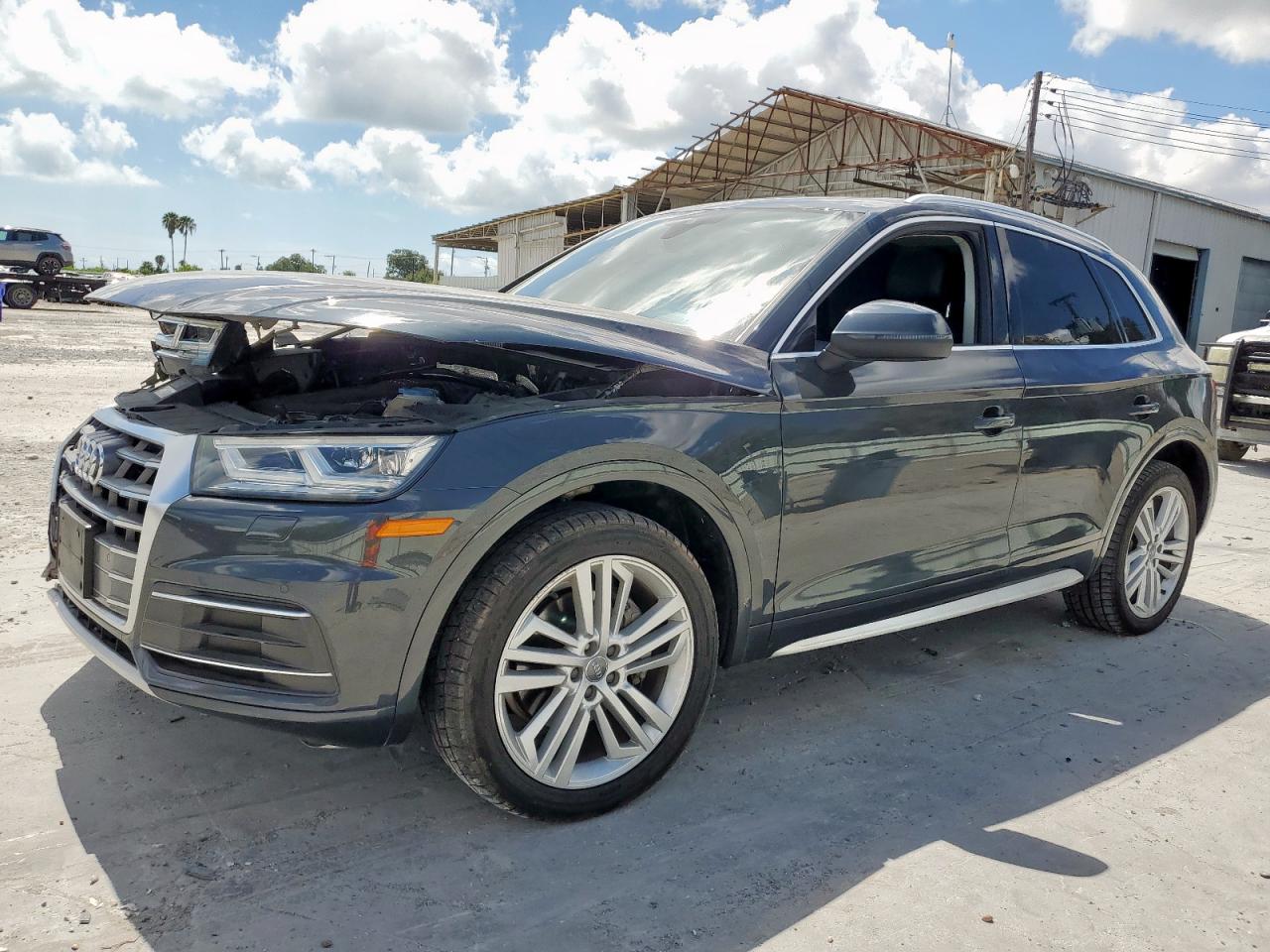 wa1bnafy9j2011379 WA1BNAFY9J2011379 2018 Audi Q5 Premium Plus