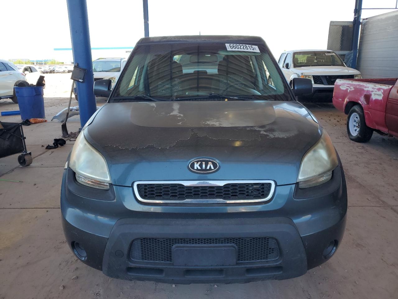 2011 Kia Soul + VIN: KNDJT2A26B7195877 Lot: 66022815