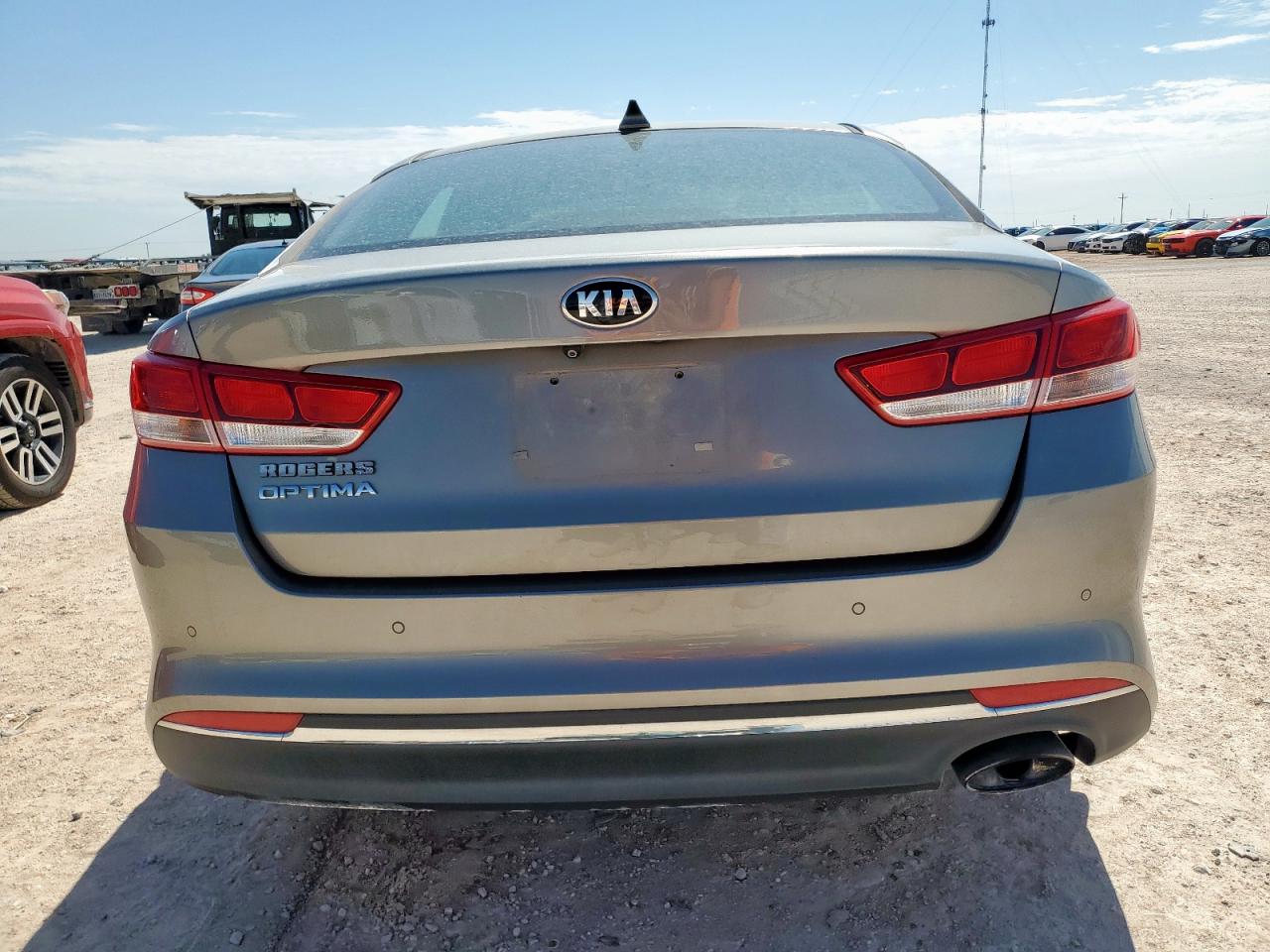 2018 Kia Optima Lx VIN: 5XXGT4L31JG269563 Lot: 64136385
