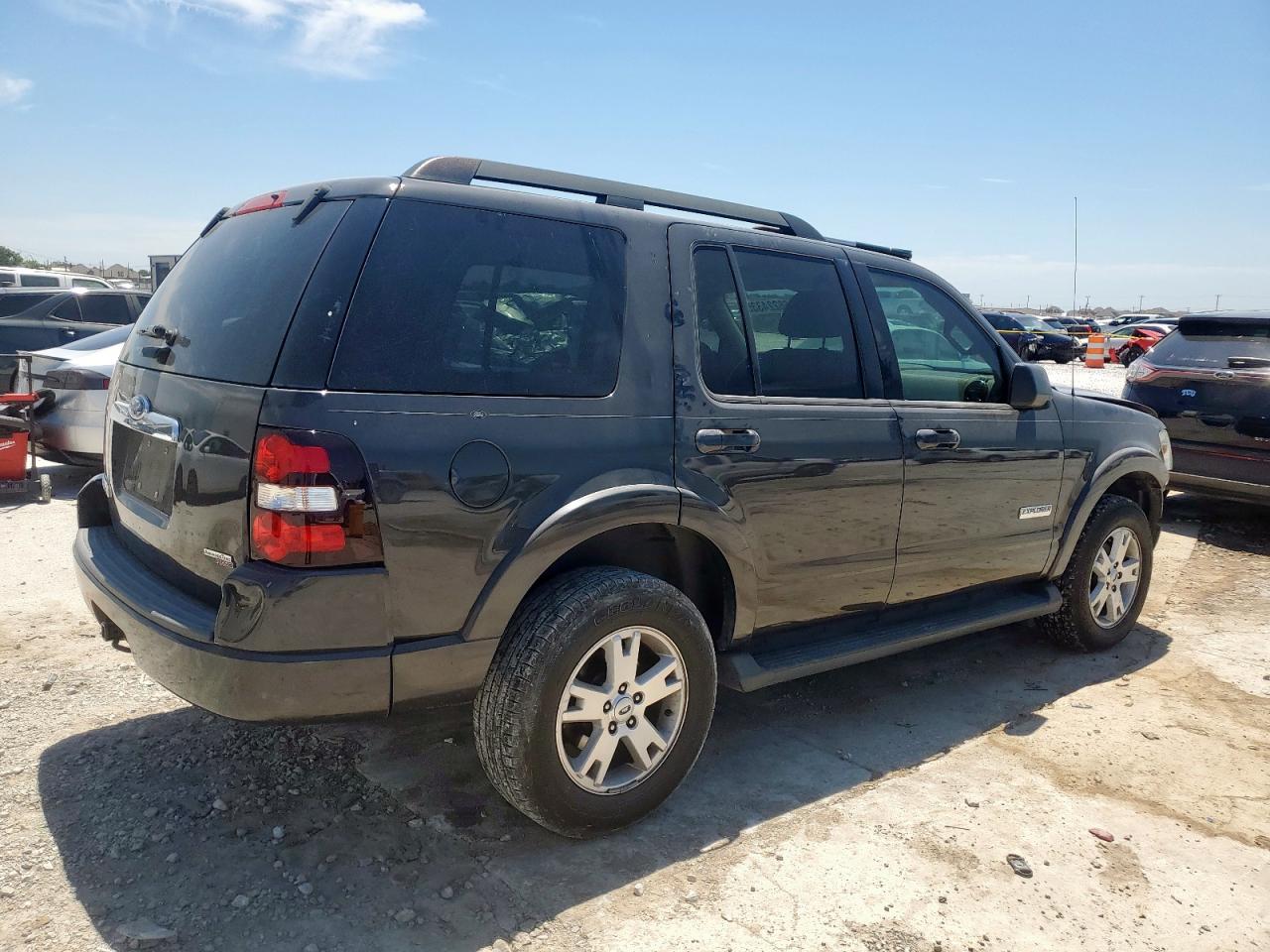 1fmeu63e77ub51565 1FMEU63E77UB51565 2007 Ford Explorer Xlt