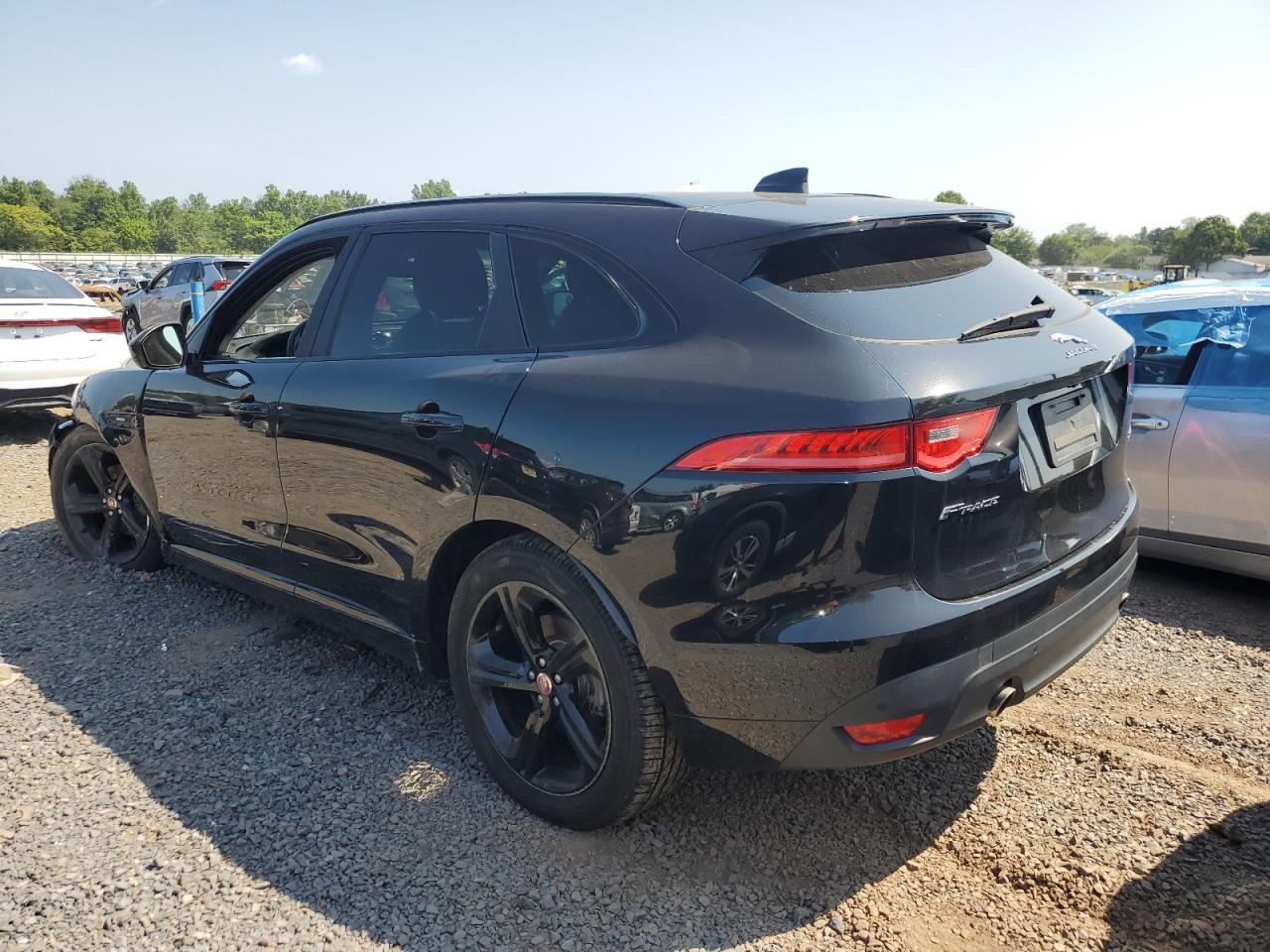 sadcl2fx0ka607442 SADCL2FX0KA607442 2019 Jaguar F-Pace R - Sport