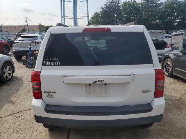  JEEP PATRIOT 2013 Белы