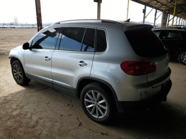  VOLKSWAGEN TIGUAN 2017 Серебристый