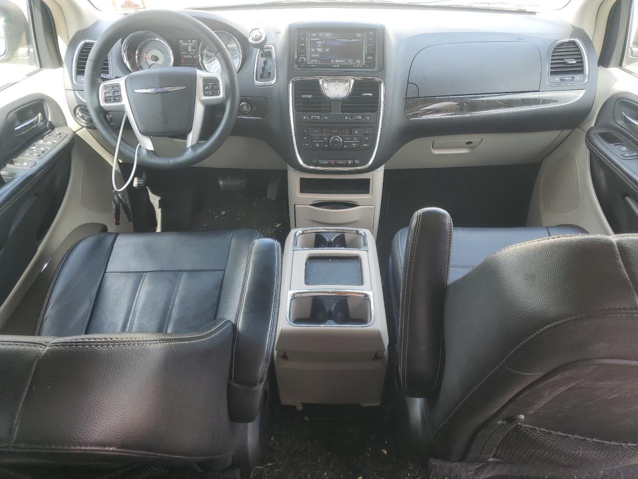 2016 Chrysler Town & Country Touring VIN: 2C4RC1BG7GR175229 Lot: 64595035