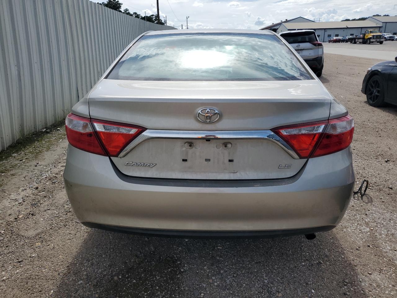 2016 Toyota Camry Le VIN: 4T4BF1FK4GR559237 Lot: 64031325