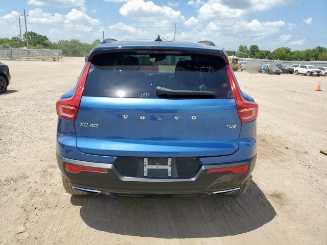  VOLVO XC40 2020 Синий