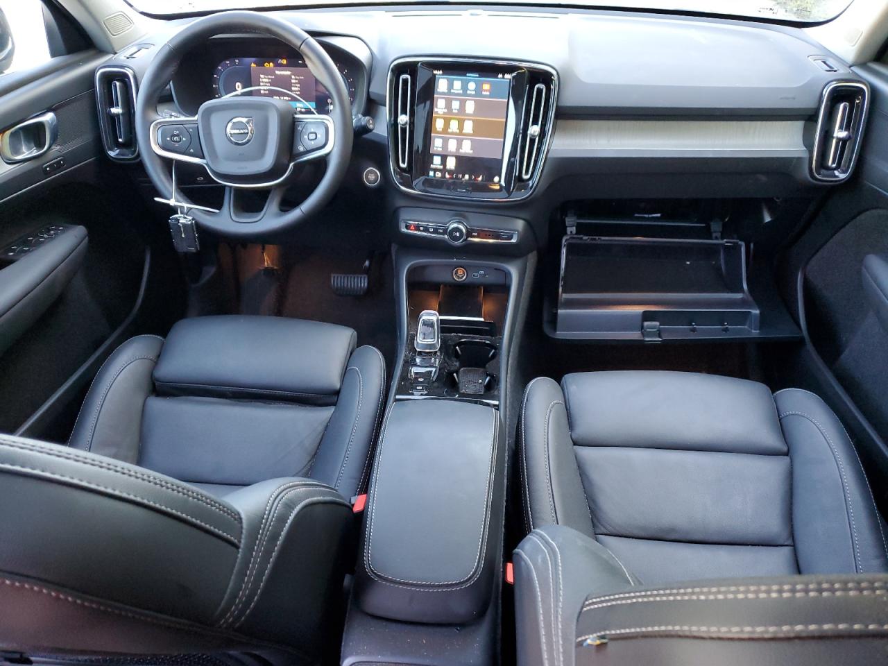 2025 Volvo Xc40 Plus VIN: YV4L12UE3S2505532 Lot: 63262015