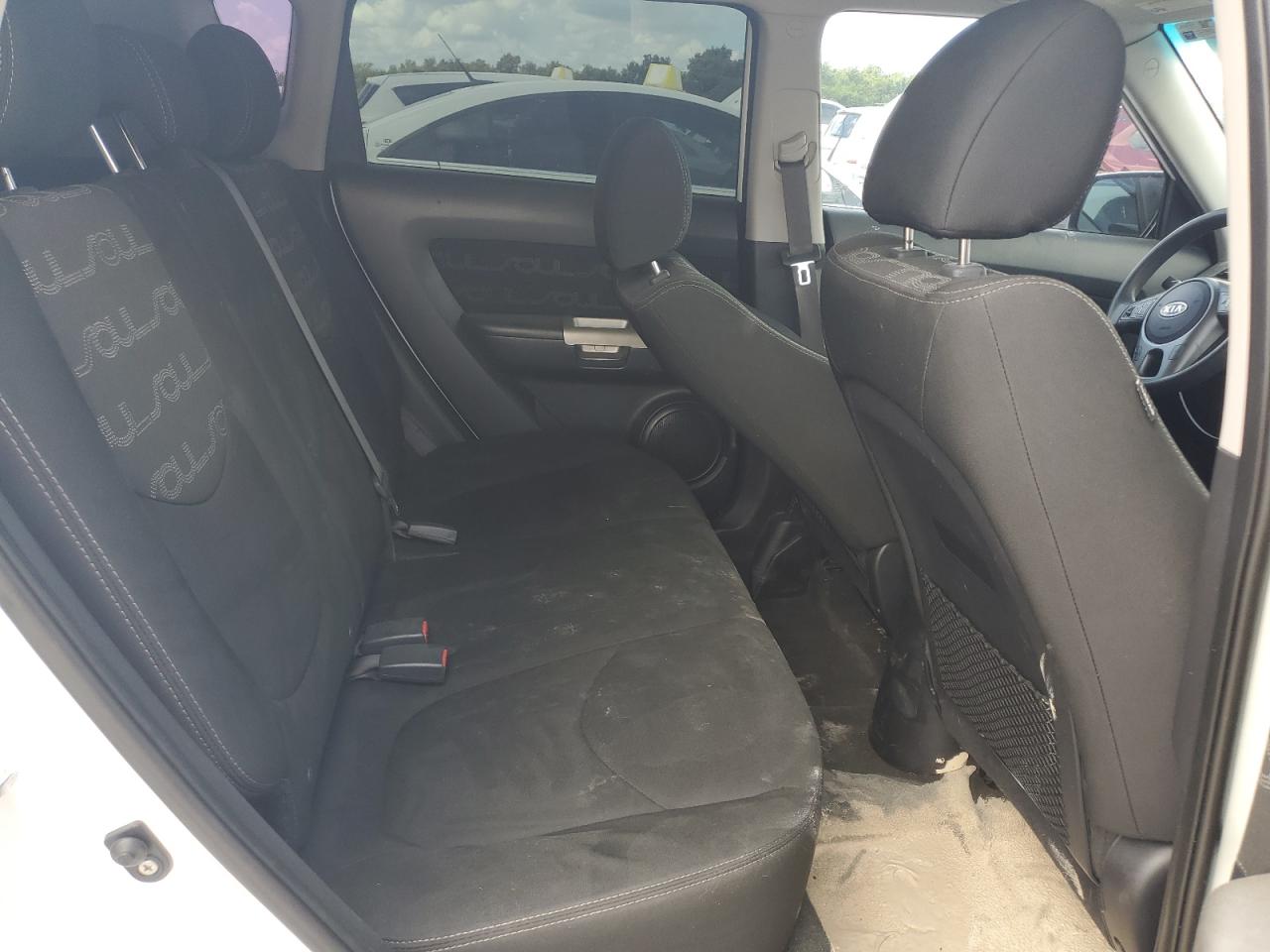 2012 Kia Soul + VIN: KNDJT2A65C7398893 Lot: 63433345