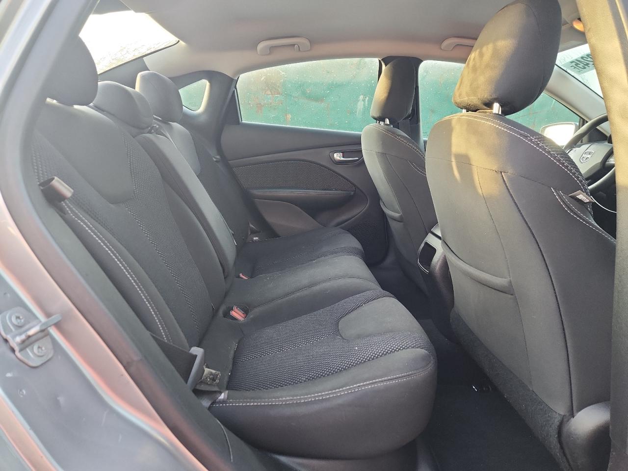 2015 Dodge Dart Sxt VIN: 1C3CDFBB6FD337703 Lot: 64670245