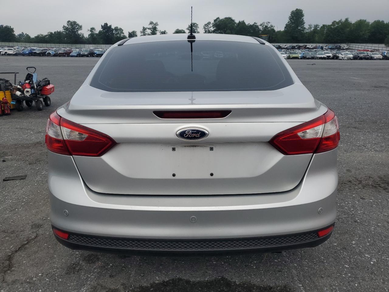 2014 Ford Focus Se VIN: 1FADP3F2XEL309977 Lot: 65039755