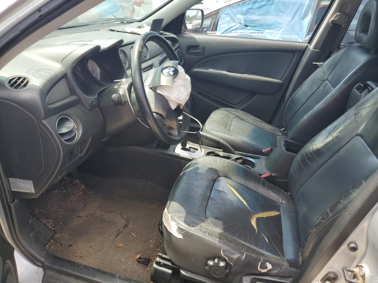 JA4LX41F14U040034 2004 Mitsubishi Outlander Xls