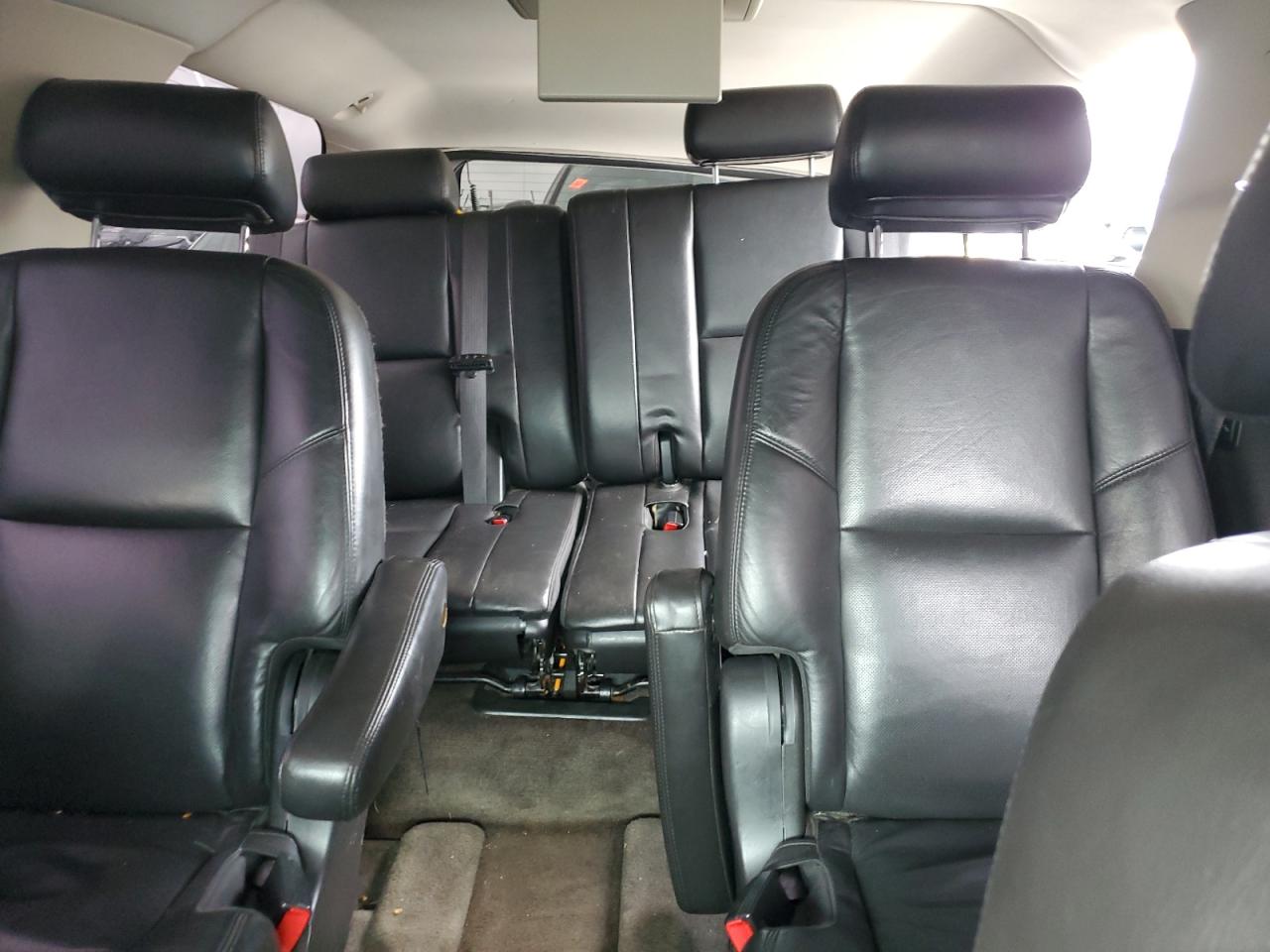 2010 Cadillac Escalade Esv Luxury VIN: 1GYUCHEF3AR168940 Lot: 62909005