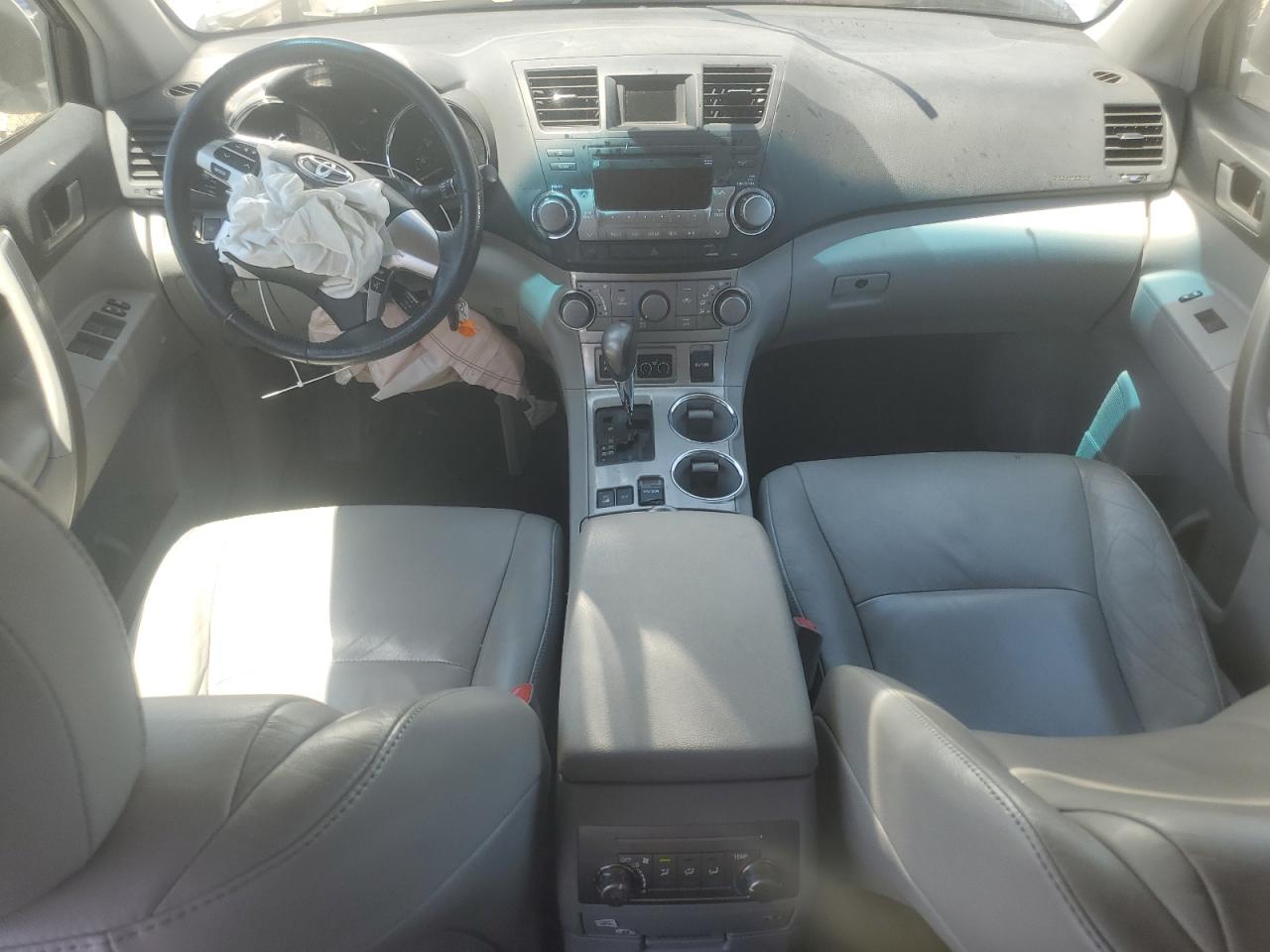 2012 Toyota Highlander Base VIN: 5TDBK3EH4CS160841 Lot: 64320165