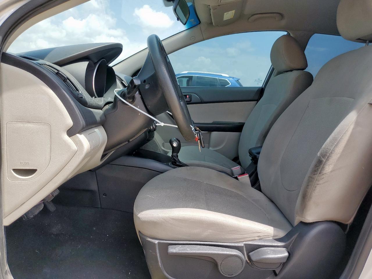 2011 Kia Forte Ex VIN: KNAFU4A29B5422647 Lot: 63808095