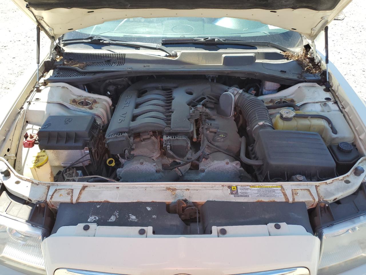 2005 Chrysler 300 Touring VIN: 2C3AK53G95H696756 Lot: 39767338