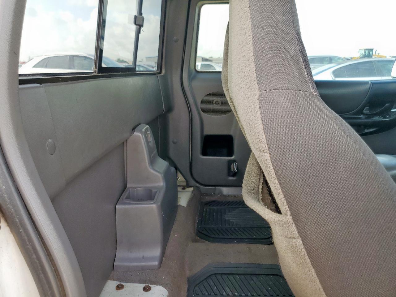 2002 Ford Ranger Super Cab VIN: 1FTYR44E92PA01275 Lot: 63576115