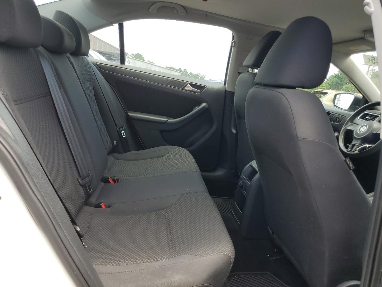 2014 Volkswagen Jetta Base VIN: 3VW2K7AJ2EM240929 Lot: 63842245