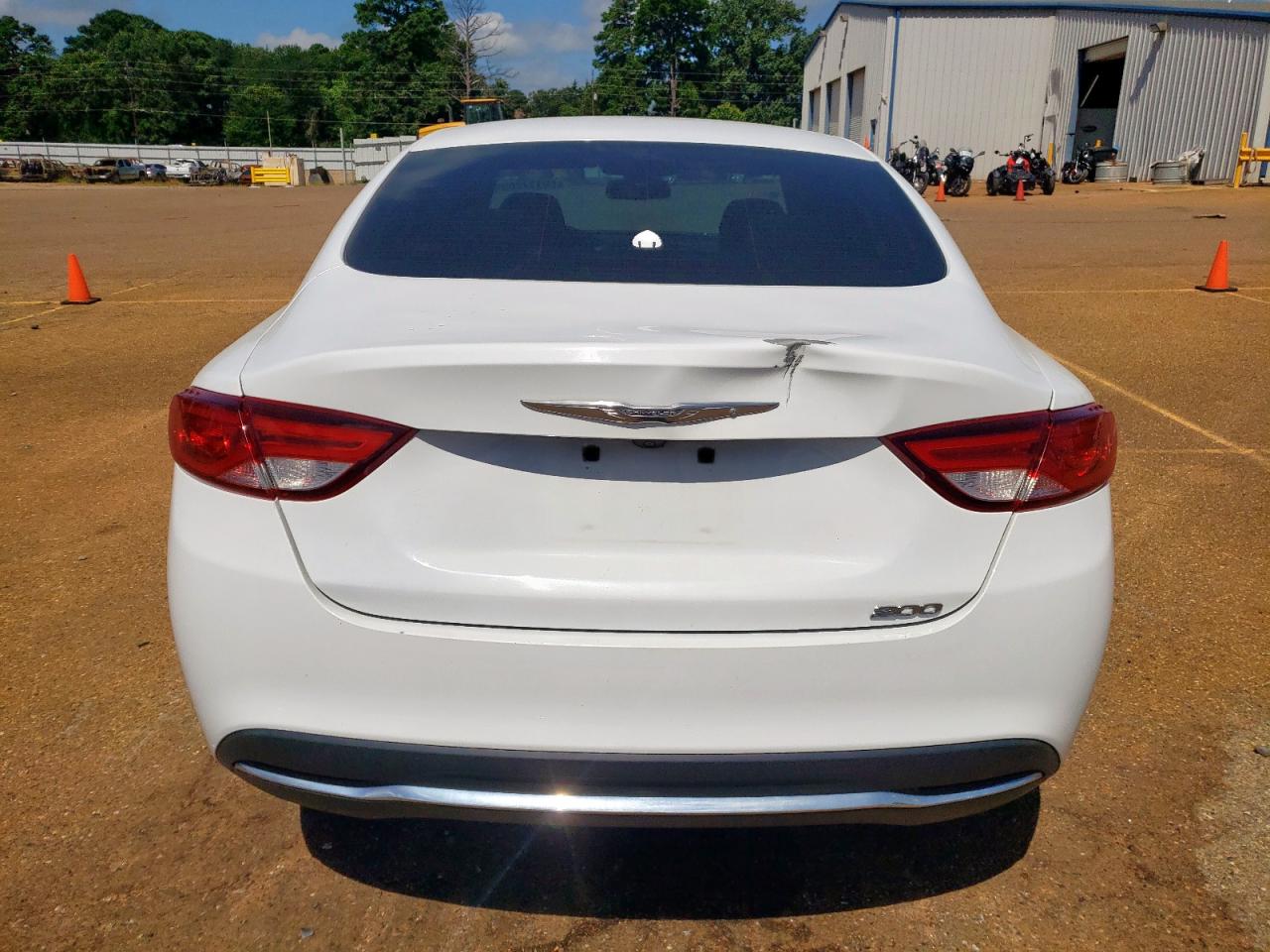 2016 Chrysler 200 Limited VIN: 1C3CCCAB7GN151229 Lot: 66117355