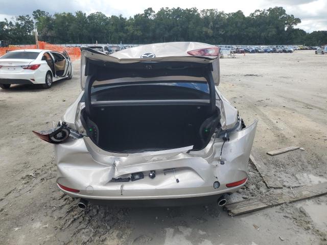  MAZDA 3 2023 Srebrny