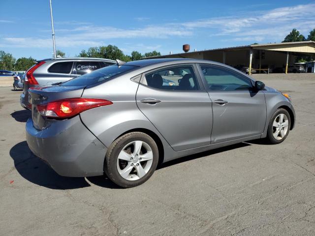  HYUNDAI ELANTRA 2013 Серый