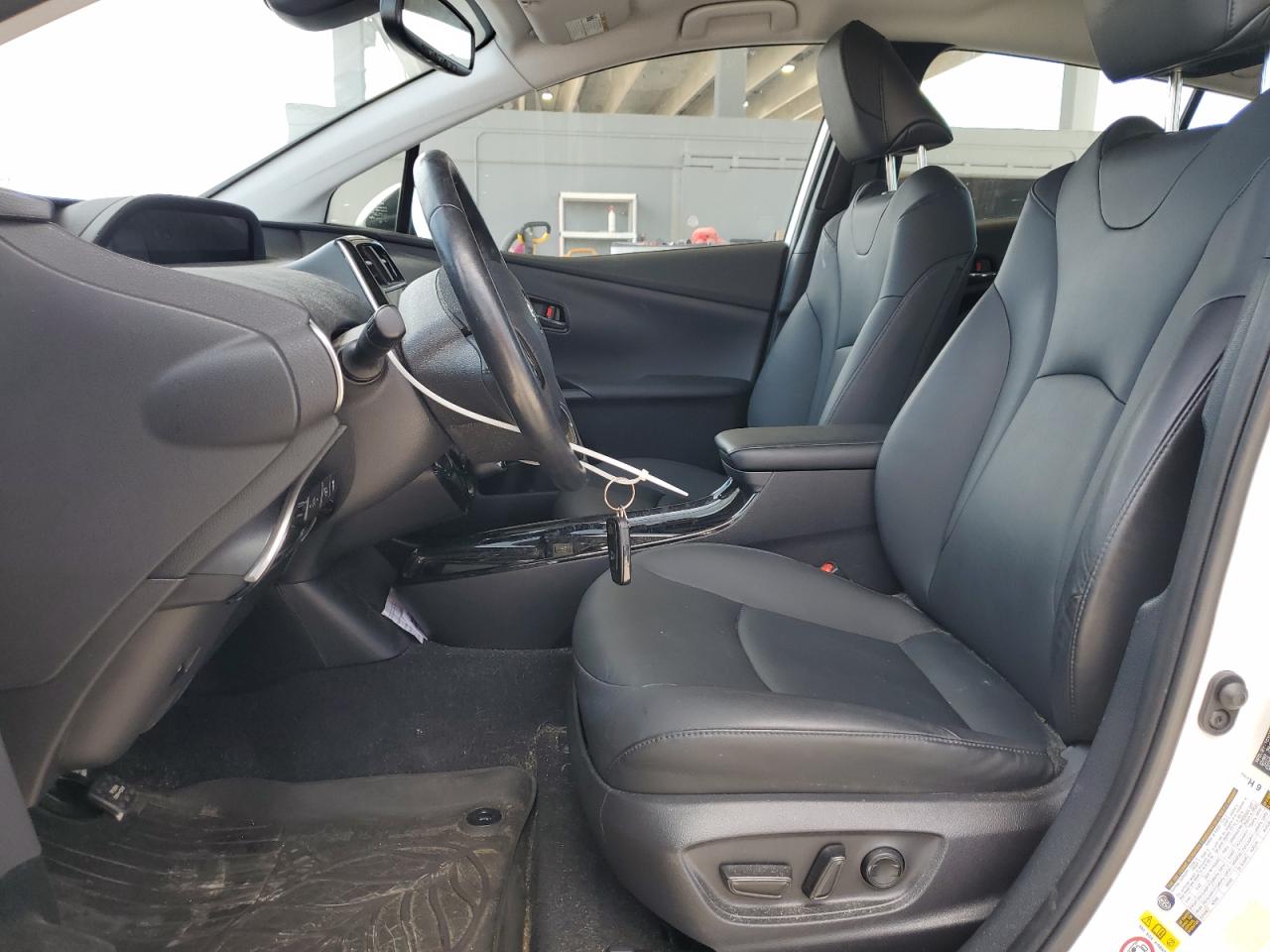 2020 Toyota Prius L VIN: JTDKARFU0L3125927 Lot: 63796095