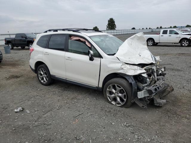  SUBARU FORESTER 2016 Biały
