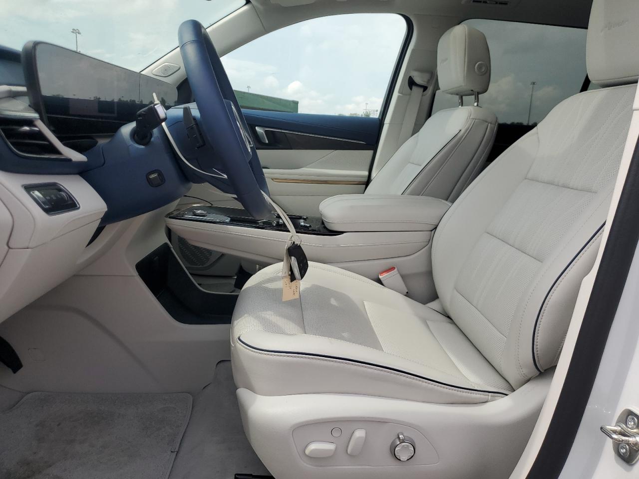 2025 Buick Enclave Avenir VIN: 5GAERCRS0SJ121319 Lot: 65136935