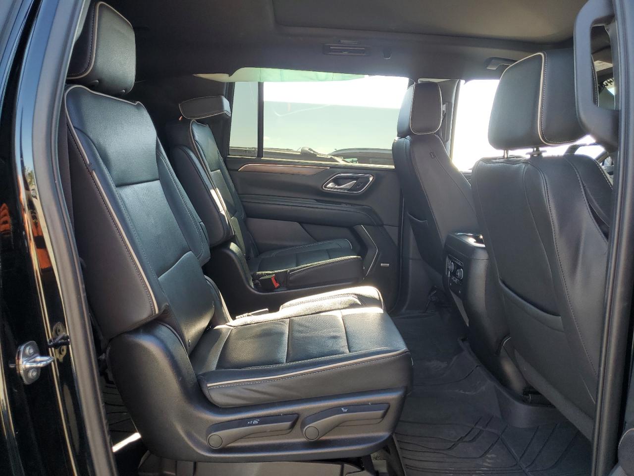 2023 Chevrolet Suburban K1500 Premier VIN: 1GNSKFKD9PR296378 Lot: 66596445