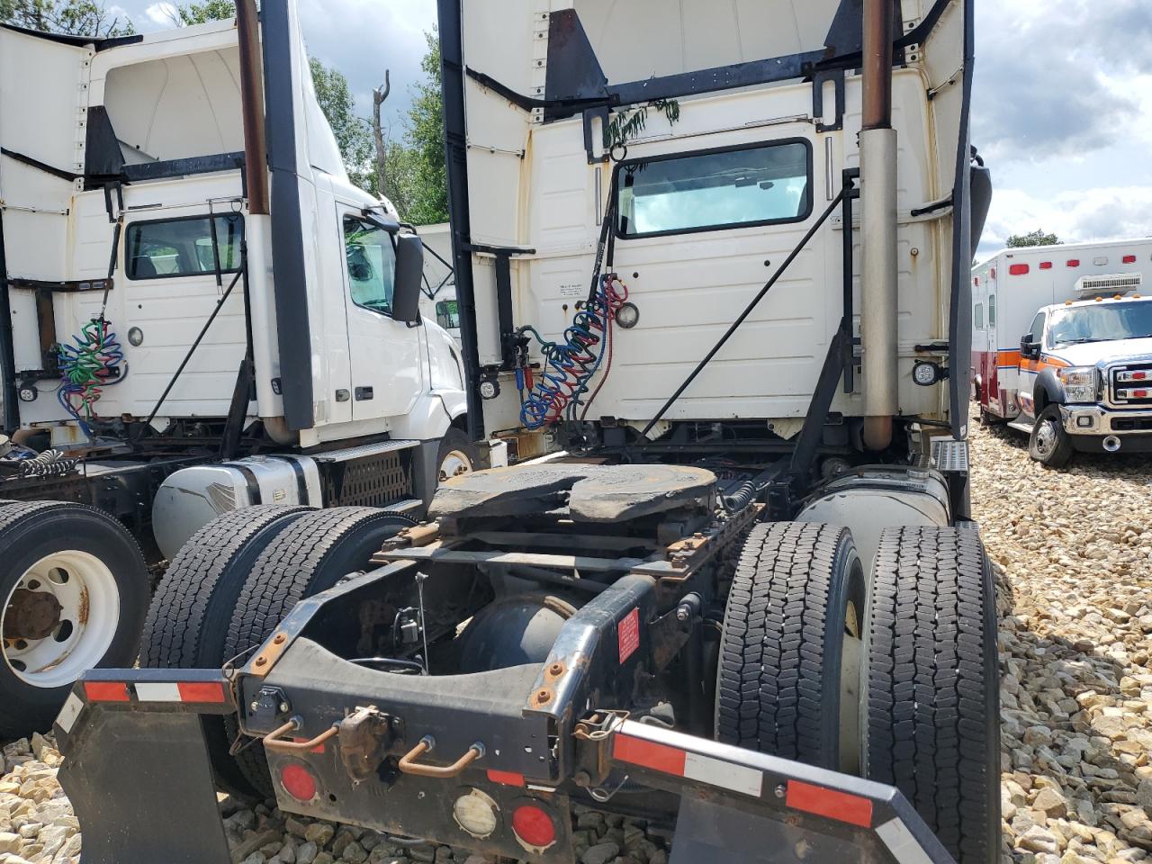 2016 Volvo Vnl Semi Truck VIN: 4V4N39TG8GN965684 Lot: 64825425