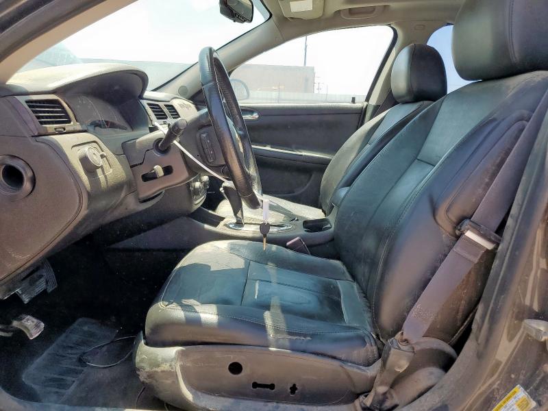 Sedans CHEVROLET IMPALA 2013 Szary