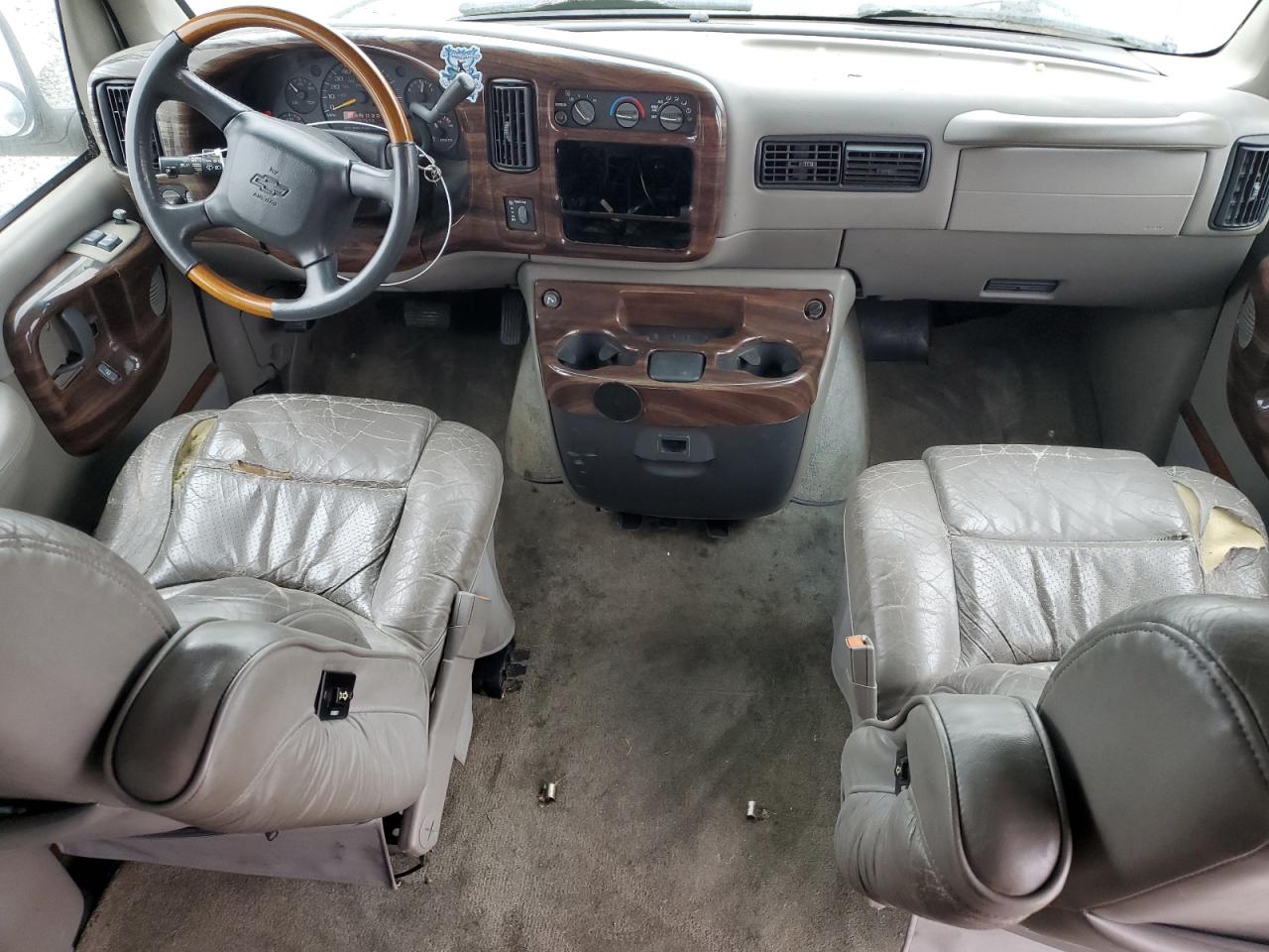 2000 Chevrolet Express G1500 VIN: 1GBFG15R4Y1212008 Lot: 63797595