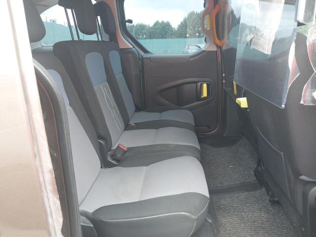 2014 PEUGEOT HORIZON S