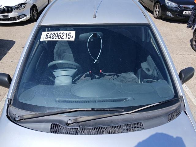 2001 TOYOTA YARIS GLS