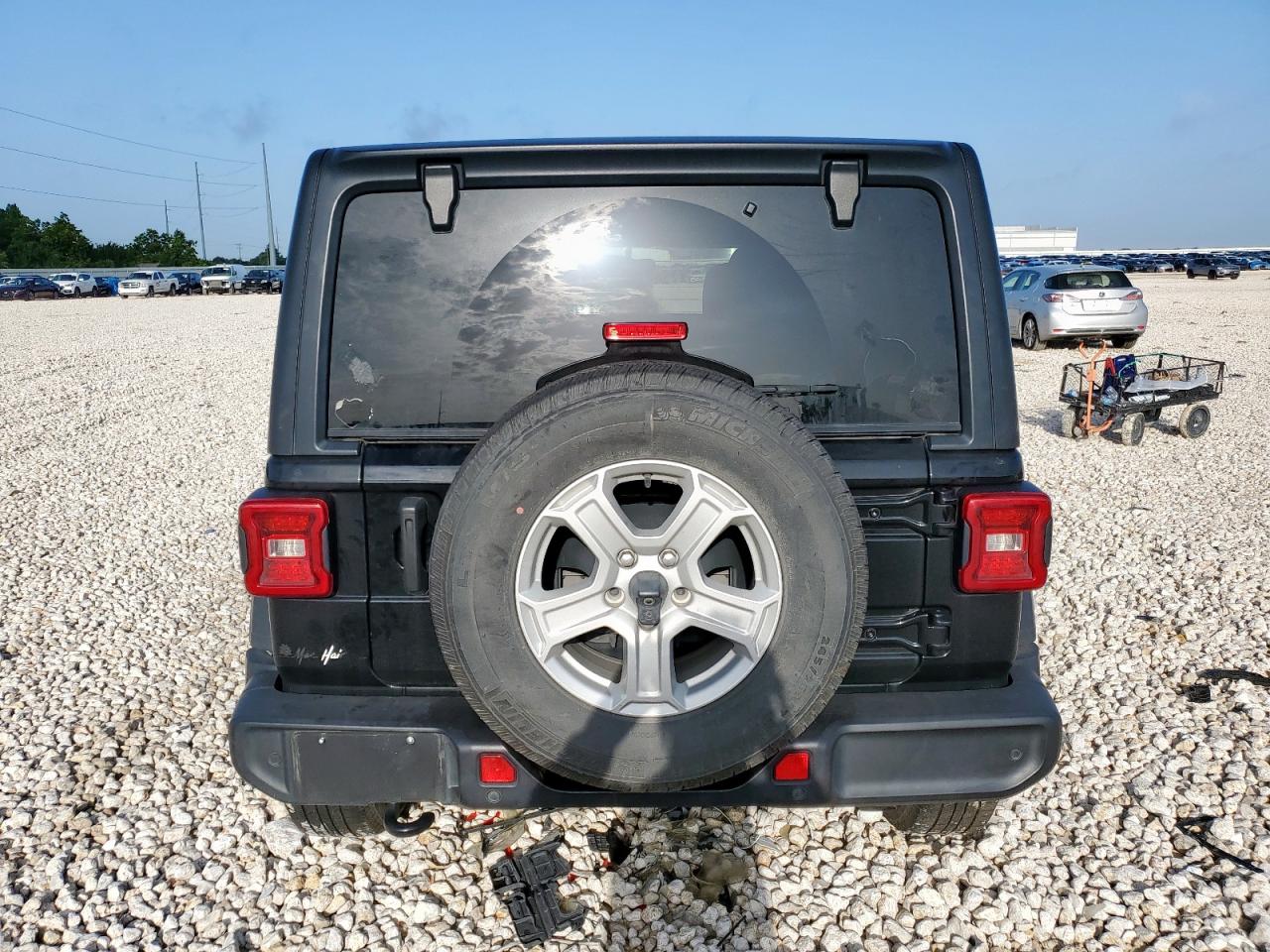 2021 Jeep Wrangler Unlimited Sport VIN: 1C4HJXDNXMW851658 Lot: 64176895