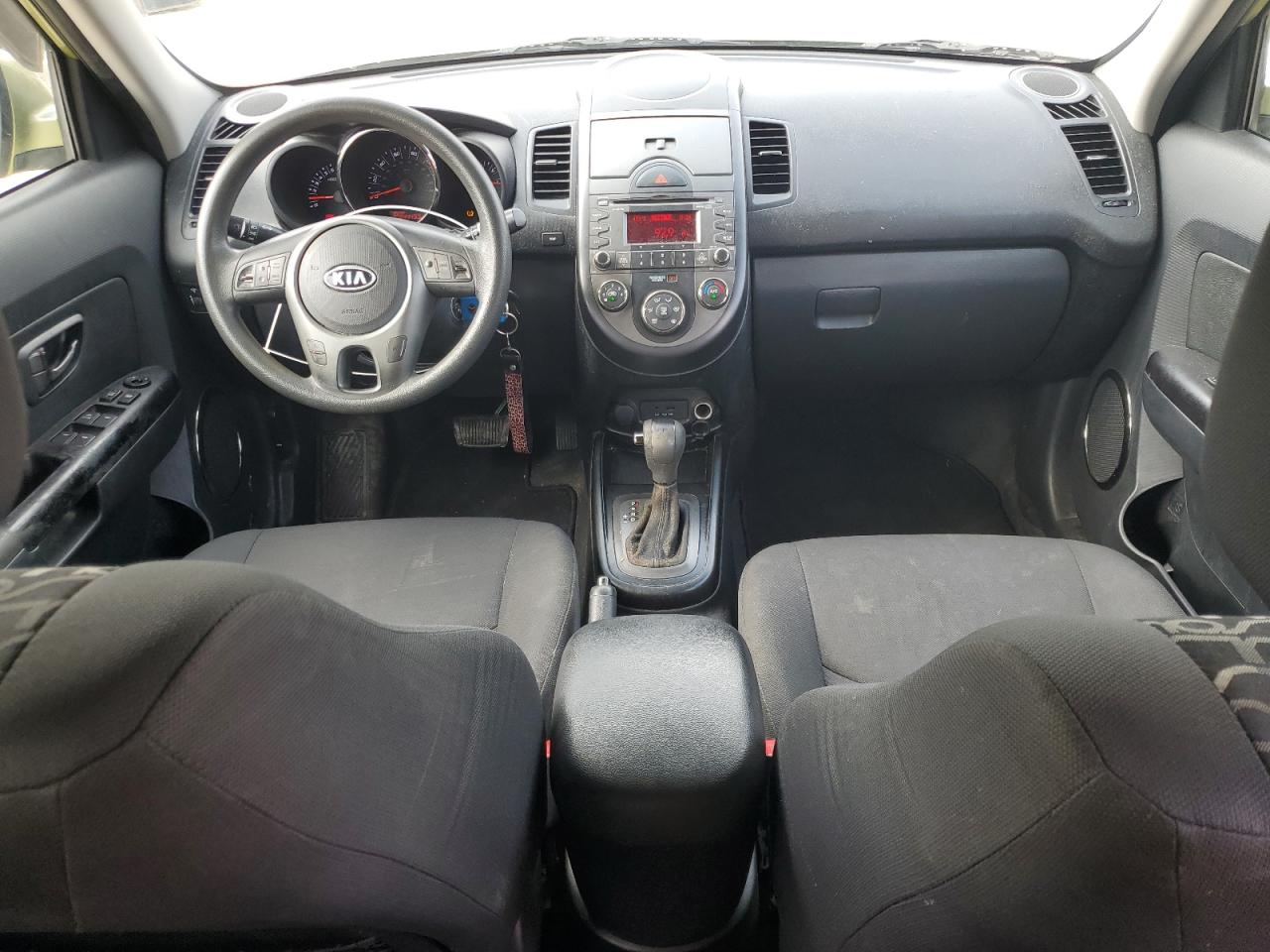 2011 Kia Soul + VIN: KNDJT2A2XB7341150 Lot: 63613685