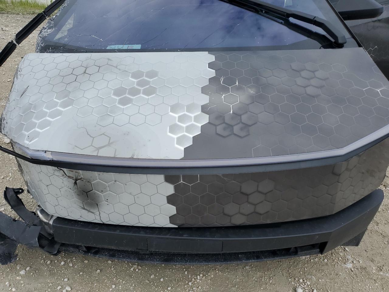 2024 Tesla Cybertruck VIN: 7G2CEHED4RA000603 Lot: 65942395