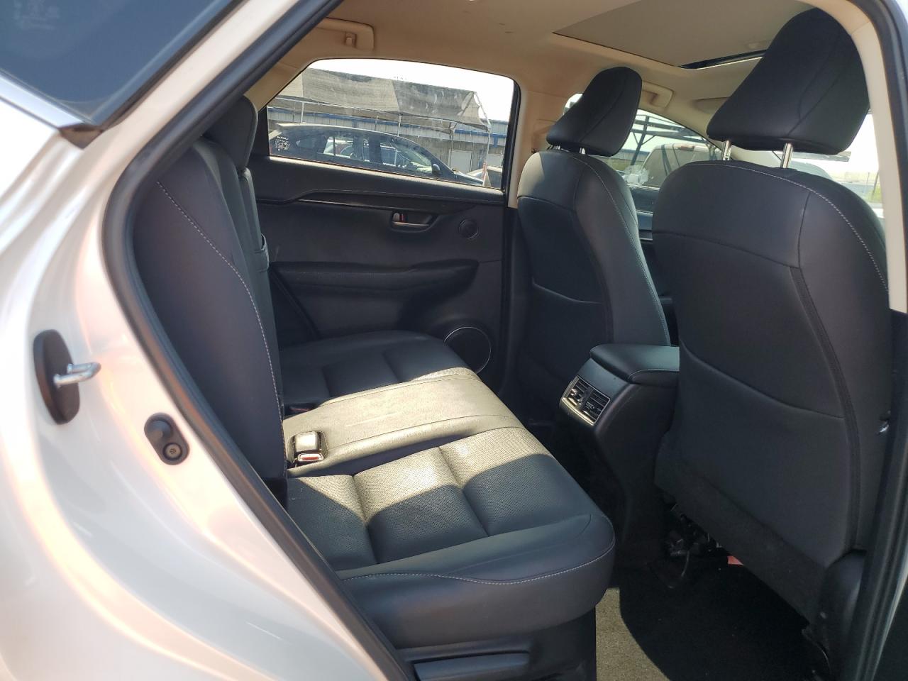 2017 Lexus Nx 200T Base VIN: JTJYARBZ8H2083531 Lot: 64679265