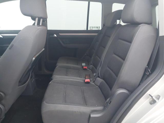 2010 VOLKSWAGEN TOURAN MAT