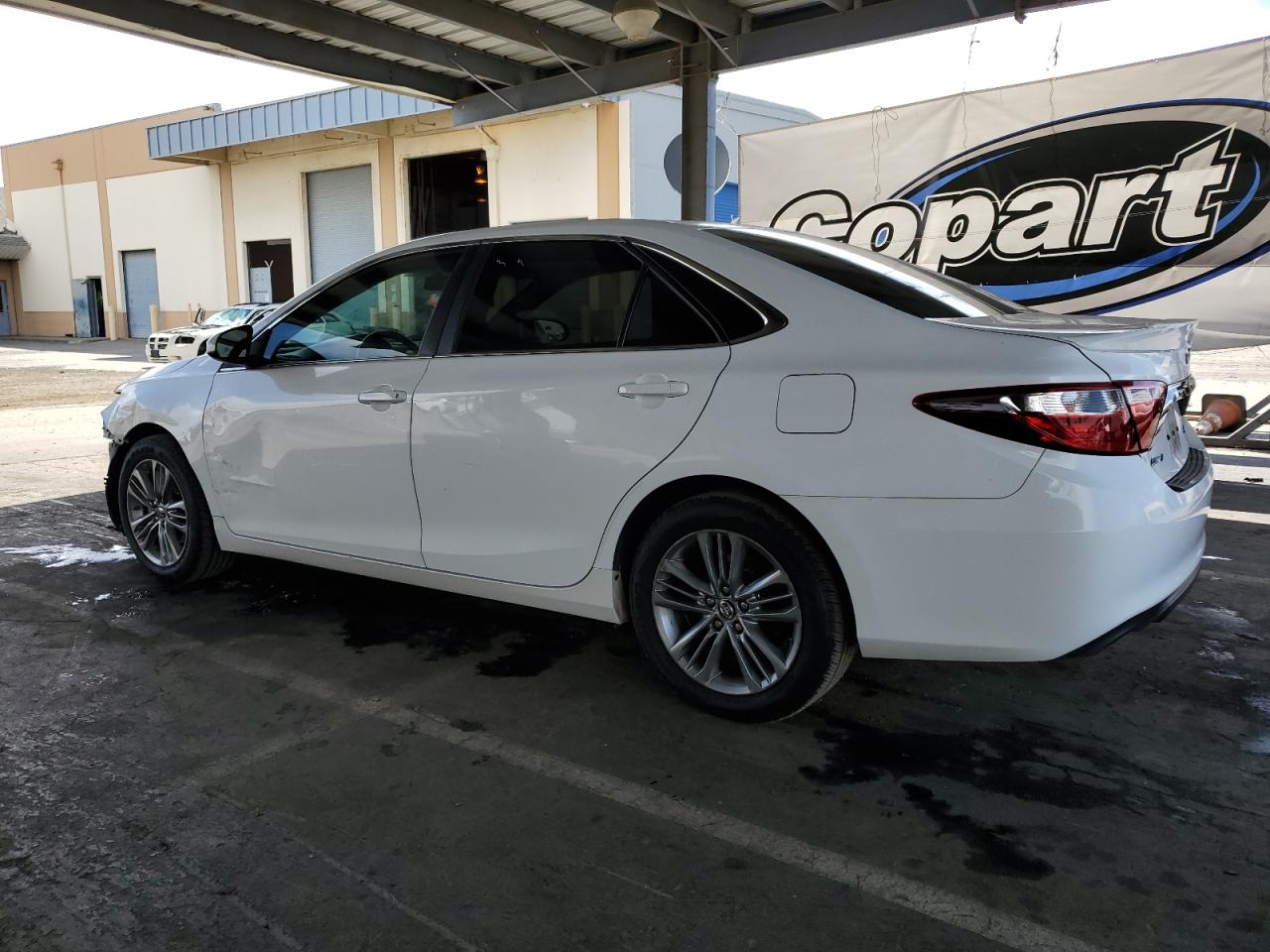 4t1bf1fk0gu200378 4T1BF1FK0GU200378 2016 Toyota Camry Le