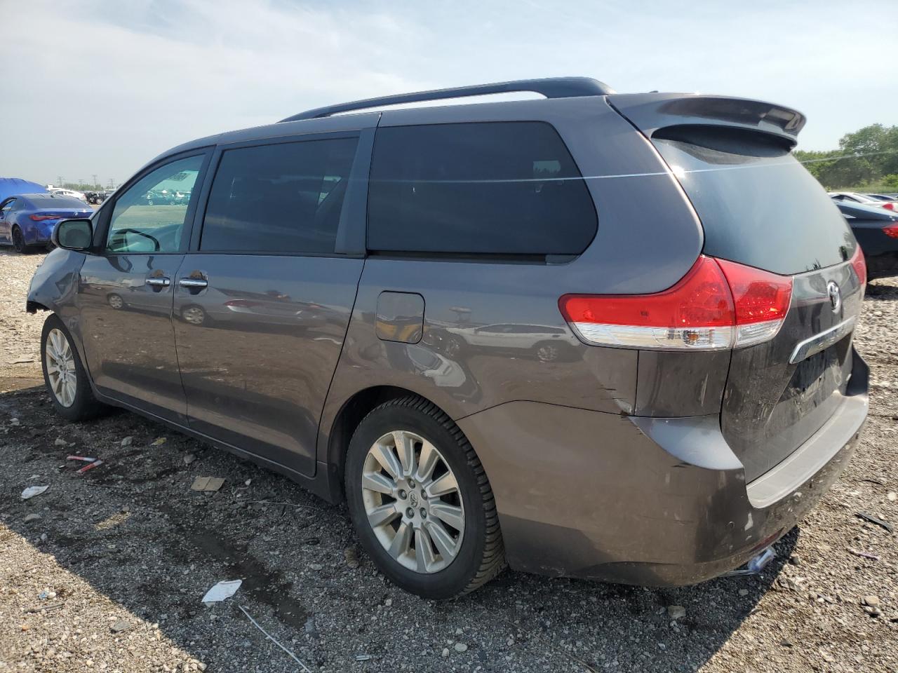 2011 Toyota Sienna Xle VIN: 5TDYK3DC8BS161313 Lot: 66655665