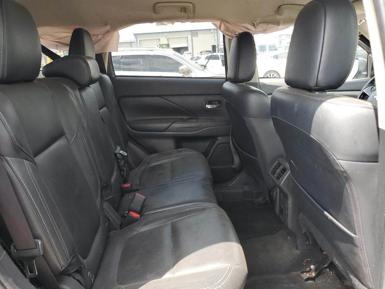 2020 Mitsubishi Outlander Se VIN: JA4AZ3A35LZ027211 Lot: 64882275