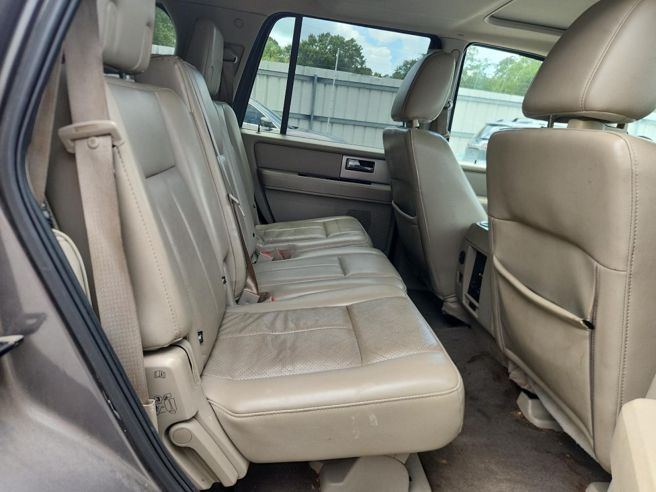 2013 Ford Expedition Limited VIN: 1FMJU1K50DEF11185 Lot: 64448125
