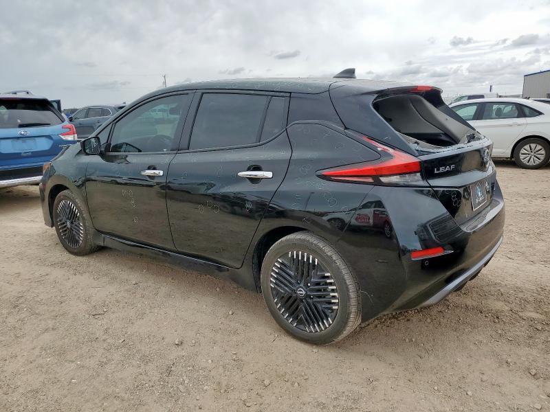  NISSAN LEAF 2024 Чорний