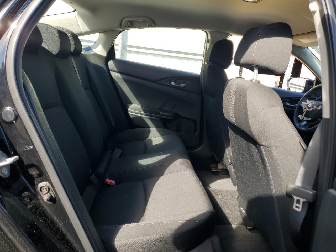 2019 Honda Civic Lx VIN: 2HGFC2F64KH555395 Lot: 65603695
