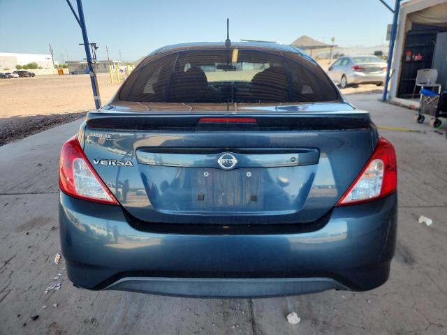  NISSAN VERSA 2017 Szary