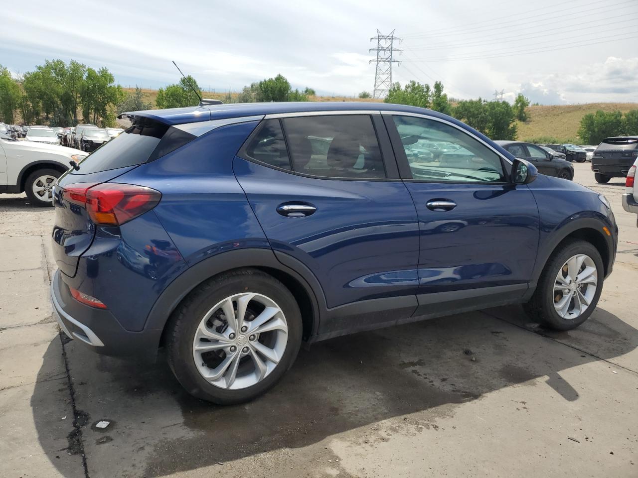 kl4mmcsl2nb137333 KL4MMCSL2NB137333 2022 Buick Encore Gx Preferred