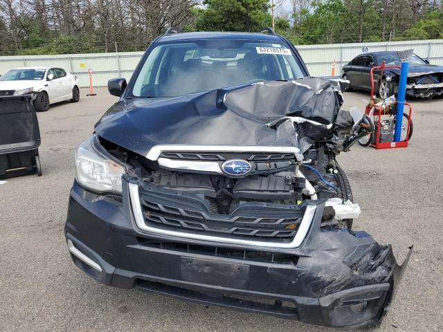  SUBARU FORESTER 2017 Чорний